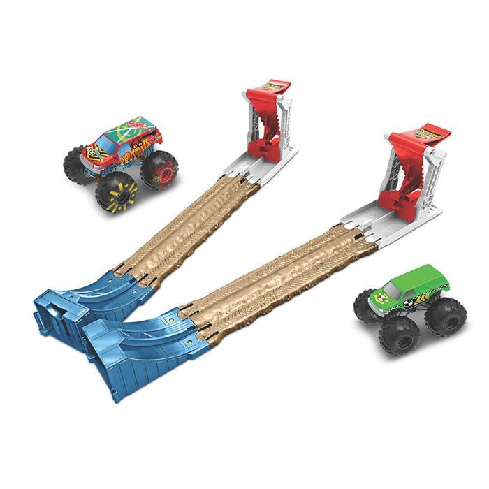 Monster Trucks Çifte Çarpışma Oyun Seti GYC80