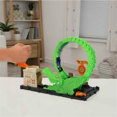 Hot Wheels Düşman Yaratıklar Oyun Seti HKX39