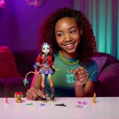 Monster High Jinafire Long doll HYV58