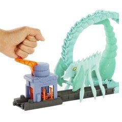 Hot Wheels Şehirde Yaratık Macerası Akrep Saldırısı GTT67