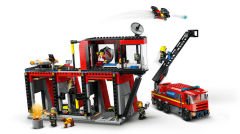 LEGO City İtfaiye Kamyonlu İtfaiye Merkezi 60414