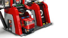 LEGO City İtfaiye Kamyonlu İtfaiye Merkezi 60414