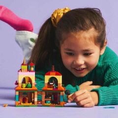 LEGO Disney Classic Mini Enkanto Evi 43261