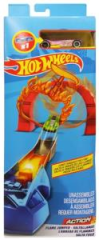 Hot Wheels  Akrobasi Atlayışı Yarış Seti