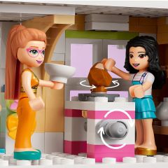 LEGO Friends Emma nın Sanat Okulu 41711
