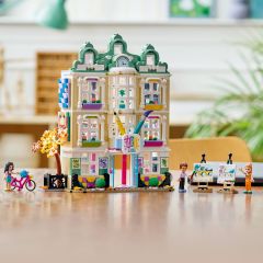 LEGO Friends Emma nın Sanat Okulu 41711