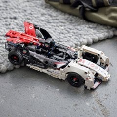LEGO Technic Formula E Porsche 99X Electric 42137