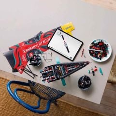 Lego Technic Emirates Team New Zealand AC75 Yat 42174