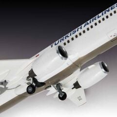 Revell Türk Hava Yolları Turkish Airlines Boeing 737-800