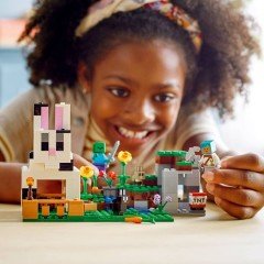 LEGO Minecraft Tavşan Çiftliği 21181