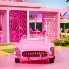 Barbie Filmi Barbie Corvette Arabası HPK02
