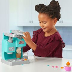 Play Doh Süper Renkli Kafe Oyun Seti F5836