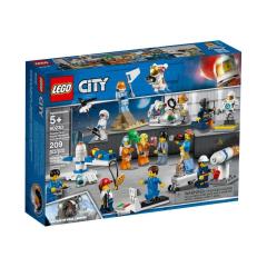LEGO City Space Port İnsan Paketi - Uzay Araştırma ve Geliştirme 60230
