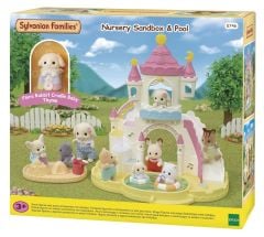 Sylvanian Families Anaokulu Havuzlu Şato