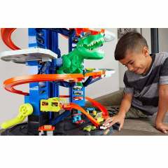 Hot Wheels Robotik T-Rex Ultimate Garaj GJL14