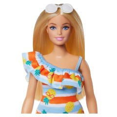 Barbie Okyanusu Seviyor Temalı Bebekler HLP92