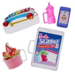 Barbie Bebek Bakıcısı Barbie Bebekler