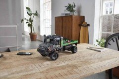 LEGO Technic 4x4 Mercedes-Benz Zetros Kamyon 42129