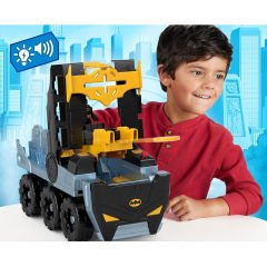 Fisher-Price Imaginext DC Super Friends Dönüşebilen Bat-Tank HVY04