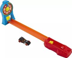 HOT WHEELS AKROBASİ ATLAYIŞI YARIŞ SETİ HFY68