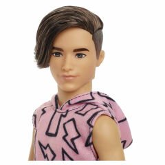 BARBİE FASHİONİSTAS YAKIŞIKLI KEN BEBEKLER HBV27