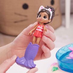 Sunman Oyuncak Gabby's Dollhouse Gabby ve Süslü Kedi Havuz Oyun Seti
