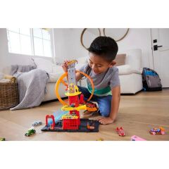 Hot Wheels Çember Pistli İftaiye İstasyonu HKX41
