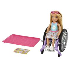 Barbie Chelsea Tekerlekli Sandalye Bebek HGP29