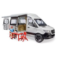 Bruder M. Benz Sprinter Kamp Aracı Ve Sürücüsü BR02672