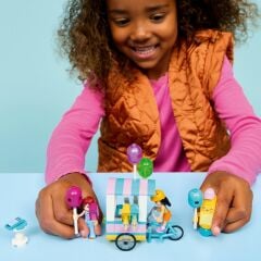 LEGO Friends Dondurma ve Balon Standı 42692