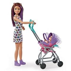 Barbie Bebek Bakıcısı Bebeği ve Aksesuarları Oyun Setleri GXT34